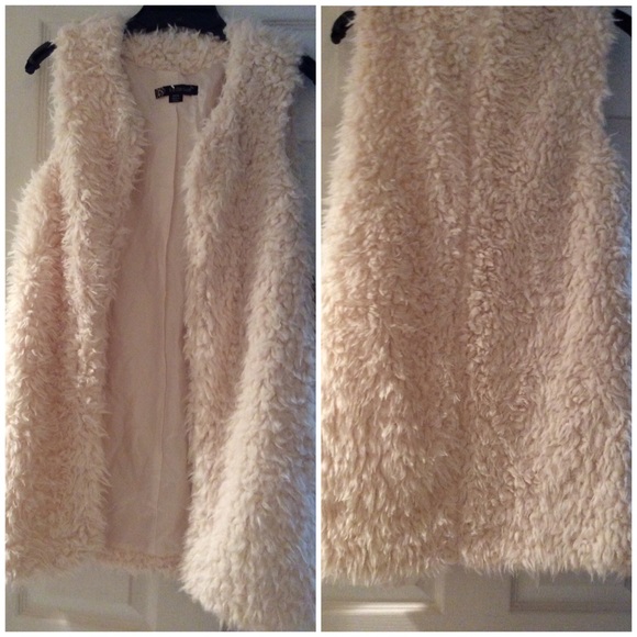 Boho People Long Faux Fur Vest SZ M NEW - Picture 3 of 6